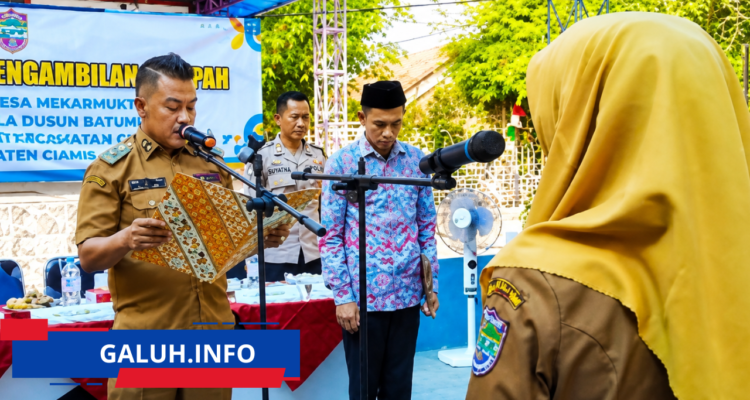 Yansri Yuliani resmi dilantik sebagai Kepala Dusun Batununggal Desa Mekarmukti, Kecamatan Cisaga, Ciamis. Kades Ibro meminta Kadus baru