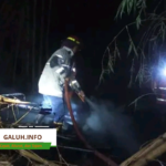 Kebakaran Rumpun Bambu di Belakang Perum Kertasari Ciamis, Api Membesar Diterpa Angin
