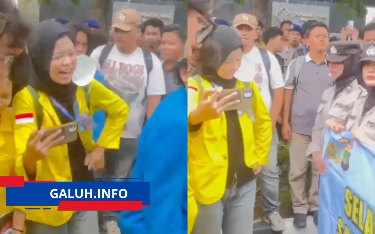 Polwan sambut demo BEM UI dengan spanduk Polwan sambut demo BEM UI dengan spanduk