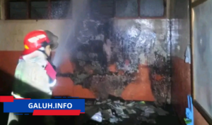 SDN 1 Gerba, Kecamatan Cipaku, Ciamis, terbakar pada Minggu sore.
