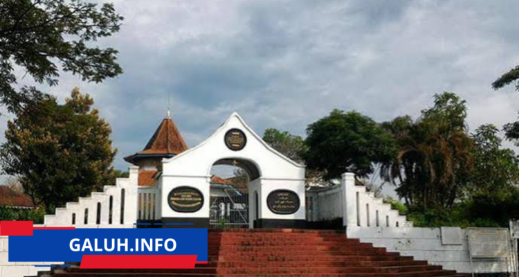 Jambansari Ciamis, Makam Bupati Galuh
