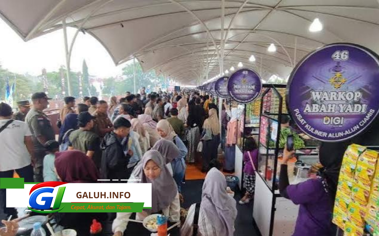 Pusat Jajanan Alun-Alun Ciamis, Food Court dengan Ragam Kuliner untuk Warga dan Wisatawan Pusat Jajanan Alun-Alun Ciamis, Food Court dengan Ragam Kuliner untuk Warga dan Wisatawan