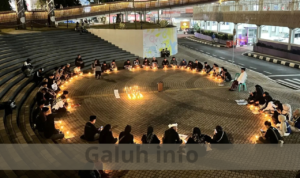 Lilin dan Doa Menggema di Alun-alun Ciamis untuk Lima Jurnalis yang Hilang Lilin dan Doa Menggema di Alun-alun Ciamis untuk Lima Jurnalis yang Hilang